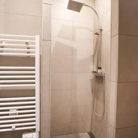 Apartment Guestready - Fully-equipped And Cosy Studio, Close To Batignolles *